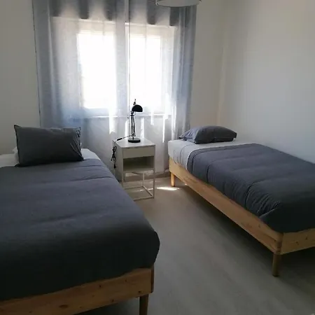 Atlantic View House 펜션 발리알